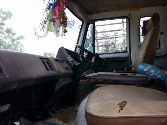 ขายรถ10ล้อ เทรลเลอร์ 2เพลา ร็อกกี้FVZ 175แรง พาวเวอร์ จิฟฟี่ ภายในสวย เอกสารเล่มทะเบียนพร้อมโอน ราคา650,000 สนใจโทร 090-8588220คุณนะ 093-3258446คุณบิว หรือเข้าดูสินค้าอื่นๆได้ที่ www.narong2truck.com หรือ www.truck.in.th/498 หรือเพจFacebook ณรงค์ ซื้อขายร