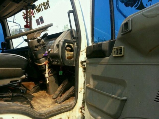 พ่วงแม่-ลูก 3 M  (( วางเครื่อง  320 แรง  )) รถพร้อมใช้งาน ราคา  1,250,000 บาท