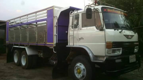 ขายดั้ม2เพลา FM227 เครื่อง220แรง สโลกลาง รถสวยสภาพพร้อมใช้งาน เอกสารพร้อมโอน ราคา780,000 สนใจโทร 090-8588220คุณนะ 093-3258446คุณบิว หรือเข้าดูสินค้าอื่นๆได้ที่ www.narong2truck.com หรือ www.truck.in.th/498 หรือเพจFacebook ณรงค์ ซื้อขายรถมือสอง (เว็บไซต์ส่