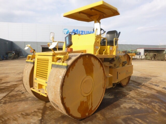 Sakai R2 SN: RR3-10240 ใช้งาน 4980 ชม. นำเข้าจากญี่ปุ่น ถึงทยแล้วครับ