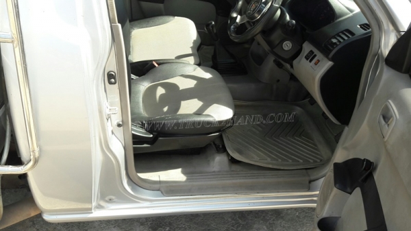 รถกระบะตู้เย็น MITSUBISHI เพลาลอย ทำองศาได้ 10 องศาขึ้นไป