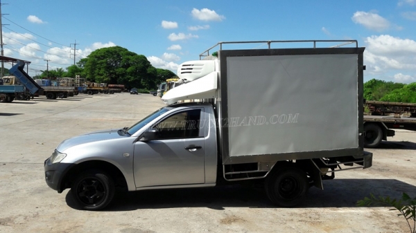รถกระบะตู้เย็น MITSUBISHI เพลาลอย ทำองศาได้ 10 องศาขึ้นไป