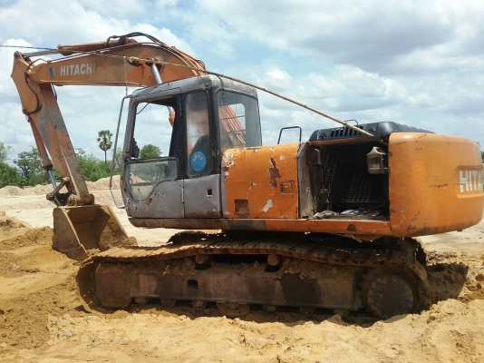 ขาย 435,000 Hitachi EX200-2 เครื่องดี ปั้มแรง (เมก้าปั้ม)เอวแน่น ช่วงล่างเต็ม เอกสารอินวอทย์ ขาย 435,000 Hitachi EX200-2 เครื่องดี ปั้มแรง (เมก้าปั้ม)เอวแน่น ช่วงล่างเต็ม เอกสารอินวอทย์