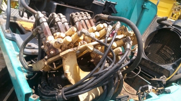 ขายชิ้นส่วนอะไหล่รถแมคโค PC-30-7ใครต้องการอะไหล่ชิ้นไหนโทรมาครับ