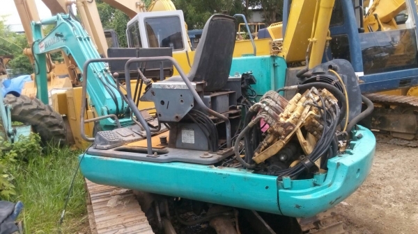 ขายชิ้นส่วนอะไหล่รถแมคโค PC-30-7ใครต้องการอะไหล่ชิ้นไหนโทรมาครับ