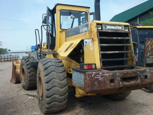 ขาย 1,350,000 รถตักล้อยาง KOMATSU wa 380-3  เก่านอก เอกสารอินวอยท์ รถสวยพร้อมใช้