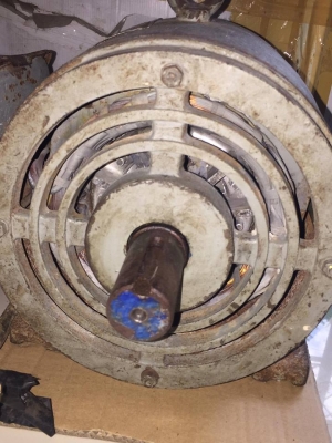 ขายครับ มอร์เตอร์ VENZ ไฟบ้าน 220 V 3HP