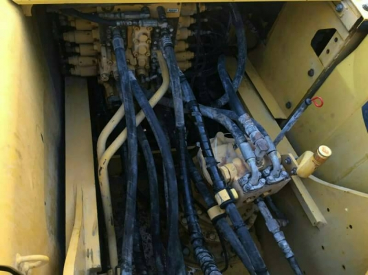 ขาย 1,850,000 KOMATSU PC200-8N1 ทำงาน 9,915 ชัวโมง เครื่องดี ปั้มดี ไฟฟ้าครบ เอกสารเล่มทะเบียน รถสวยพร้อมใช้เอกสารพร้อมโอน ขาย 1,850,000 KOMATSU PC200-8N1 ทำงาน 9,915 ชัวโมง เครื่องดี ปั้มดี ไฟฟ้าครบ เอกสารเล่มทะเบียน รถสวยพร้อมใช้เอกสารพร้อมโอน