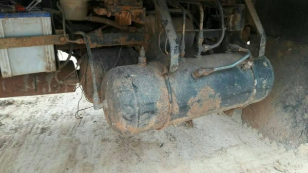 ขาย 595,000 Mitsu FusoFN527M-A25xxx เตรื่อง 6D16-195 แรง 10 เกียร์  หางเหล็กบีม  หัวบาง ยางดี คัสชีสวย  เล่มทะเบียน