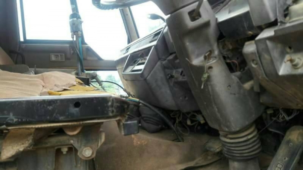 ขาย 595,000 Mitsu FusoFN527M-A25xxx เตรื่อง 6D16-195 แรง 10 เกียร์  หางเหล็กบีม  หัวบาง ยางดี คัสชีสวย  เล่มทะเบียน