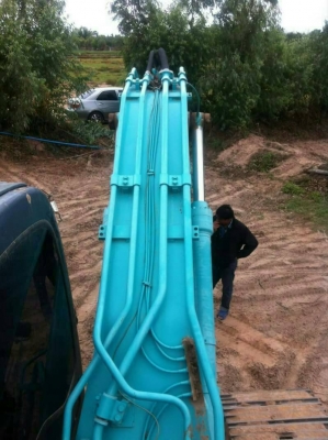 KOBELCO 2,470,000 บาท SK200 MARK 8 YN 12 Super X ทำงาน 5,xxx ชั่วโมง เครื่องดี ไฟฟ้าครบ  เอกสารเล่มทะเบียน 090-772-3710 090-772-3708