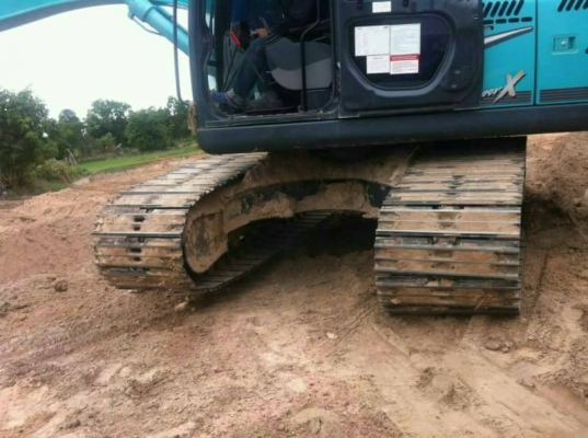 KOBELCO 2,470,000 บาท SK200 MARK 8 YN 12 Super X ทำงาน 5,xxx ชั่วโมง เครื่องดี ไฟฟ้าครบ  เอกสารเล่มทะเบียน 090-772-3710 090-772-3708