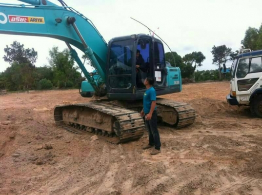 KOBELCO 2,470,000 บาท SK200 MARK 8 YN 12 Super X ทำงาน 5,xxx ชั่วโมง เครื่องดี ไฟฟ้าครบ  เอกสารเล่มทะเบียน 090-772-3710 090-772-3708