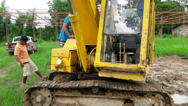 FULUKAWA FL60-1 ราคา 145,000 บาท เครื่อง Isuzu 4 สูบ 85 แรง โช่หนา เอวแน่น ปั้มแรง FULUKAWA FL60-1 ราคา 145,000 บาท เครื่อง Isuzu 4 สูบ 85 แรง โช่หนา เอวแน่น ปั้มแรง