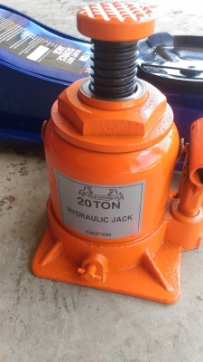 แม่แรงเตี้ย 20 ton