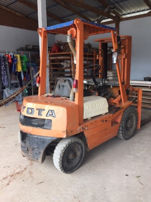 ขายรถโฟล์คลิฟท์