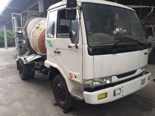 ุขายรถโม่ 6 ล้อ Nissan 3 คิว เล่มคู่มือ + เอกสารชุดโอน