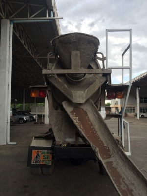 ุขายรถโม่ 6 ล้อ Nissan 3 คิว เล่มคู่มือ + เอกสารชุดโอน