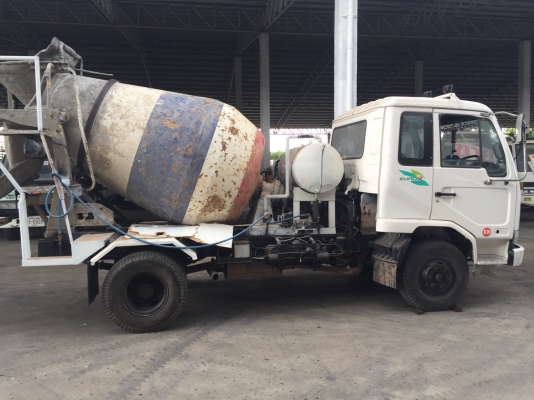 ุขายรถโม่ 6 ล้อ Nissan 3 คิว เล่มคู่มือ + เอกสารชุดโอน