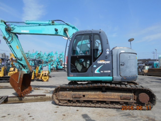 ขายรถขุดเก่าญี่ปุ่น kobelco sk135sryy05 รถสวยจริง รถมาถึงเมืองไทยเร็วๆนี้ สนใจติดต่อสอบถาม 092-3309229 อีด