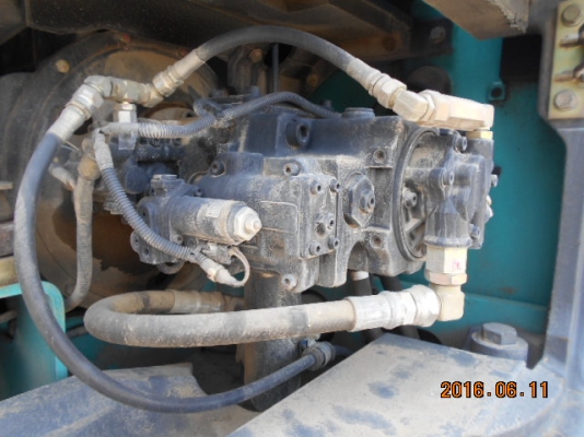 ขายรถขุดเก่าญี่ปุ่น kobelco sk135sryy05 รถสวยจริง รถมาถึงเมืองไทยเร็วๆนี้ สนใจติดต่อสอบถาม 092-3309229 อีด