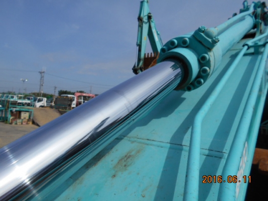 ขายรถขุดเก่าญี่ปุ่น kobelco sk135sryy05 รถสวยจริง รถมาถึงเมืองไทยเร็วๆนี้ สนใจติดต่อสอบถาม 092-3309229 อีด