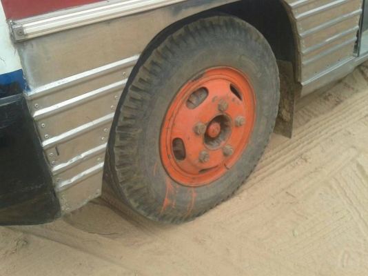 ขายรถมินิบัส เครื่องTOYOTA85แรง ยาว7เมตร แชชซีสวย ช่วงล่างดี เอกสารทะเบียนครบ