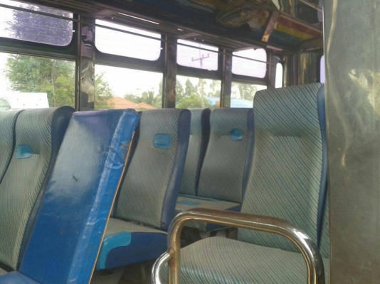 ขายรถมินิบัส เครื่องTOYOTA85แรง ยาว7เมตร แชชซีสวย ช่วงล่างดี เอกสารทะเบียนครบ