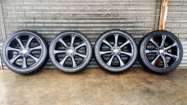 ล้อ Toyota ขอบ 17 5รู100 แถมยางพร้อมใช้งาน