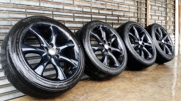 ล้อ Toyota ขอบ 17 5รู100 แถมยางพร้อมใช้งาน