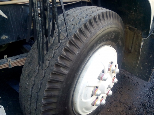 รถสวยๆ10ล้อ  270แรงม้า 2เพลา ระบบลากพ่วง  (รถห้างแท้)  พร้อมใช้งาน   เล่มติดมือ...