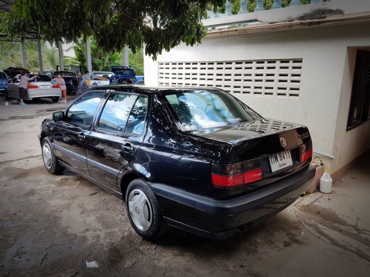 Volkswagen vento สุดสวย 68,000 +++++++