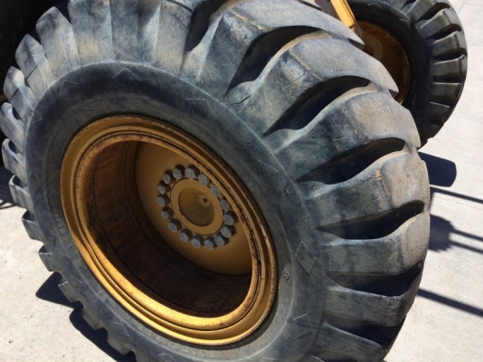 อัพเดทรูป CAT 928G นำเข้าจากญี่ปุ่น ตอนนี้ถึงเมืองไทยแล้วครับ ใช้งาน 4 พันกว่าชั่วโมง