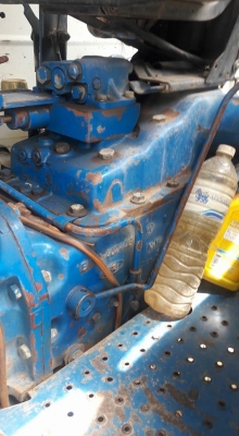 ขายรถไถ ford 6610 ปั้มเหลี่ยม หัวฉีดเตี้ย ไอดีโต เสื้อลาย มีเล่มทะเบียน