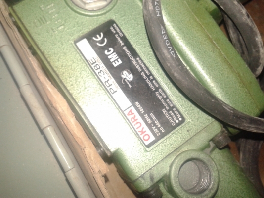 สว่านเจาะพื้นไฟฟ้า