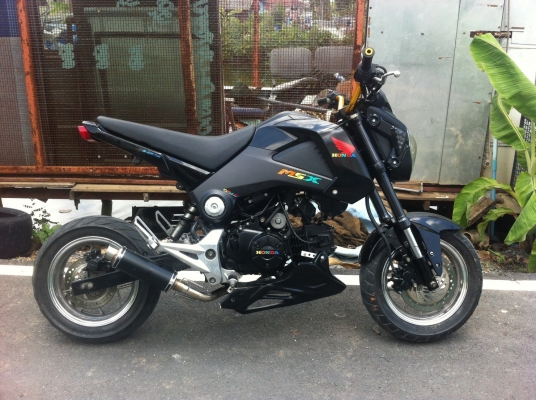 ขาย MSX สีดำ ปี 2013 แต่งนิดหน่อย เอาไปขับหล่ออย่างเดียวเล่มชุดโอนครบภาษีขาดปี 2560 ขาย MSX สีดำ ปี 2013 แต่งนิดหน่อย เอาไปขับหล่ออย่างเดียวเล่มชุดโอนครบภาษีขาดปี 2560