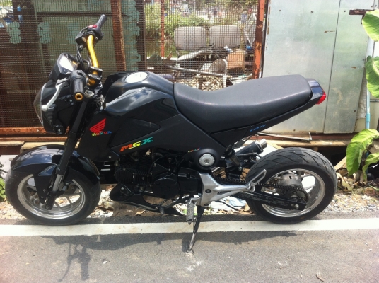 ขาย MSX สีดำ ปี 2013 แต่งนิดหน่อย เอาไปขับหล่ออย่างเดียวเล่มชุดโอนครบภาษีขาดปี 2560 ขาย MSX สีดำ ปี 2013 แต่งนิดหน่อย เอาไปขับหล่ออย่างเดียวเล่มชุดโอนครบภาษีขาดปี 2560