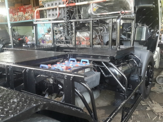 ขายหัวลากสองเพลาพร้อมใช้งาน ขายหัวลากสองเพลาพร้อมใช้งาน