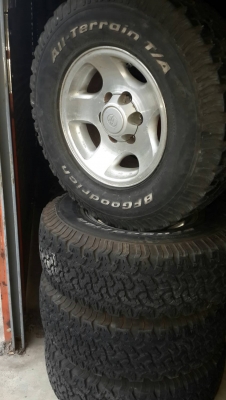 265/75R16 BF Goodrich แม๊ก 6 รู แลนคูเซอร์ ชุด 4 ล้อ   tel.081-4273941 ไอดีไลน์ 0814273941