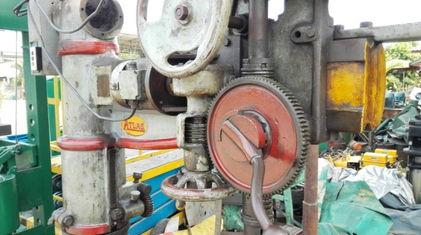 Sell> ขายเครื่องเจาะเรเดียล Atlas แขนรัสมียาว 110 cm. ไฟ 380V ฐานเต็มรุ่นหนักเจาะโต 2"นิ้ว สภาพสวยเฟืองคมมาเทสได้ครับ!! Sell> ขายเครื่องเจาะเรเดียล Atlas แขนรัสมียาว 110 cm. ไฟ 380V ฐานเต็มรุ่นหนักเจาะโต 2"นิ้ว สภาพสวยเฟืองคมมาเทสได้ครับ!!