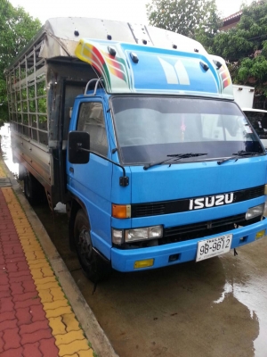 ขายด่วน 6 ล้อประกอบ