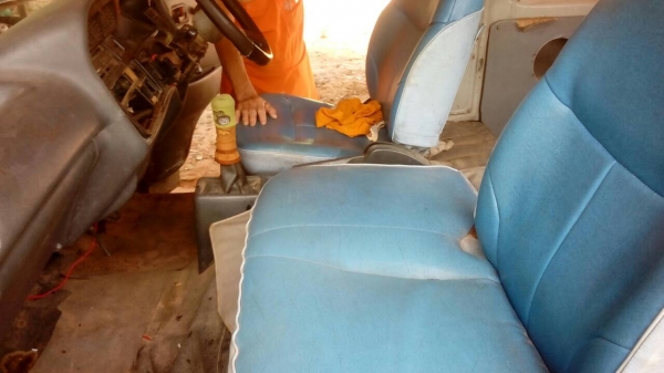 ขายรถ  ตู้TOYOTA ไฮเอส หัวจรวด เครื่อง 2500ccปี 2534 เครื่อง l.H112  สภาพพร้อมใช้ราคา  60,000บาท