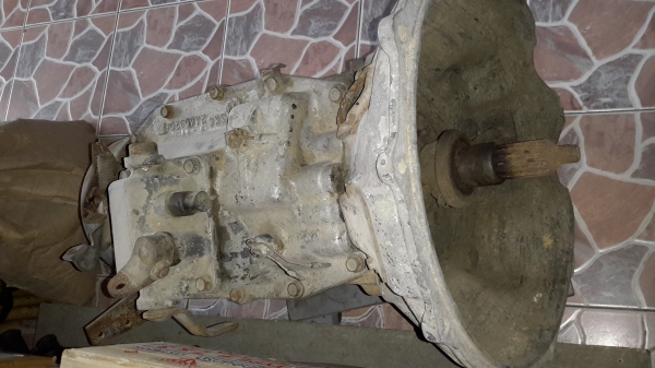 9500 ขายเกียร์ 6 ล้อ HENO EC100