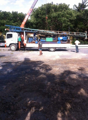 085-7666984รับตอกเสาเข็มเขื่อนกันดิน,สะพานนั่งร้าน,รั้วบ้าน,อาคารทั้วไปแบบบมืออาชีพ