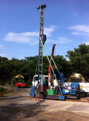 085-7666984รับตอกเสาเข็มเขื่อนกันดิน,สะพานนั่งร้าน,รั้วบ้าน,อาคารทั้วไปแบบบมืออาชีพ