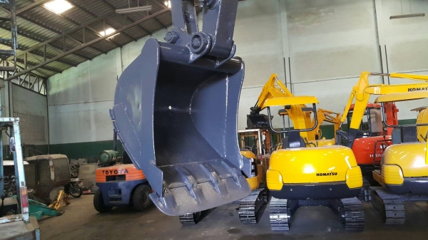 ขาย รถขุด IHI รุ่น 35J มือสองญี่ปุ่น เท่า PC35 แทรกยางสวย สลัก บูท เอวแน่น ปั้มนิ้วแล้ว สวย พร้อมใช้งาน ทำงานไว คล่องตัว มือถือ/LINE ID : 0818753444