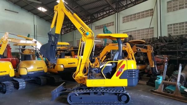 ขาย รถขุด IHI รุ่น 35J มือสองญี่ปุ่น เท่า PC35 แทรกยางสวย สลัก บูท เอวแน่น ปั้มนิ้วแล้ว สวย พร้อมใช้งาน ทำงานไว คล่องตัว มือถือ/LINE ID : 0818753444