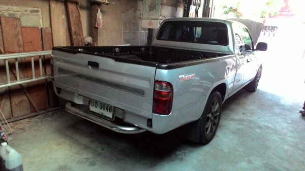 ขายกะบะD4Dปี46  2003 ราคาเบา ฯ 190000