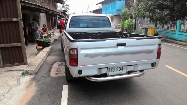 ขายกะบะD4Dปี46  2003 ราคาเบา ฯ 190000