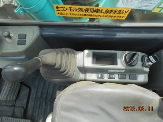 ขายรถขุดเก่าญี่ปุ่นนอกแท้ๆ kobelco sk 135 yy04 สนใจโทร 092-3309229 อี๊ด สองห้อง